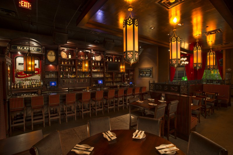 Five Roses bar 2 The Irish Pub Concept